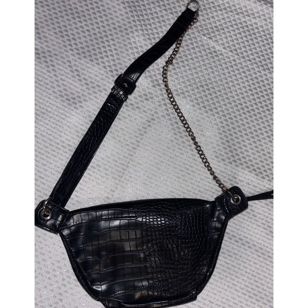 Women’s Unbranded Black Vegan Embossed Faux Leather Fanny Pack Waist Sling Bag